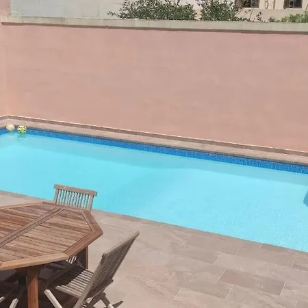 Away From Alloggio in famiglia Zurrieq